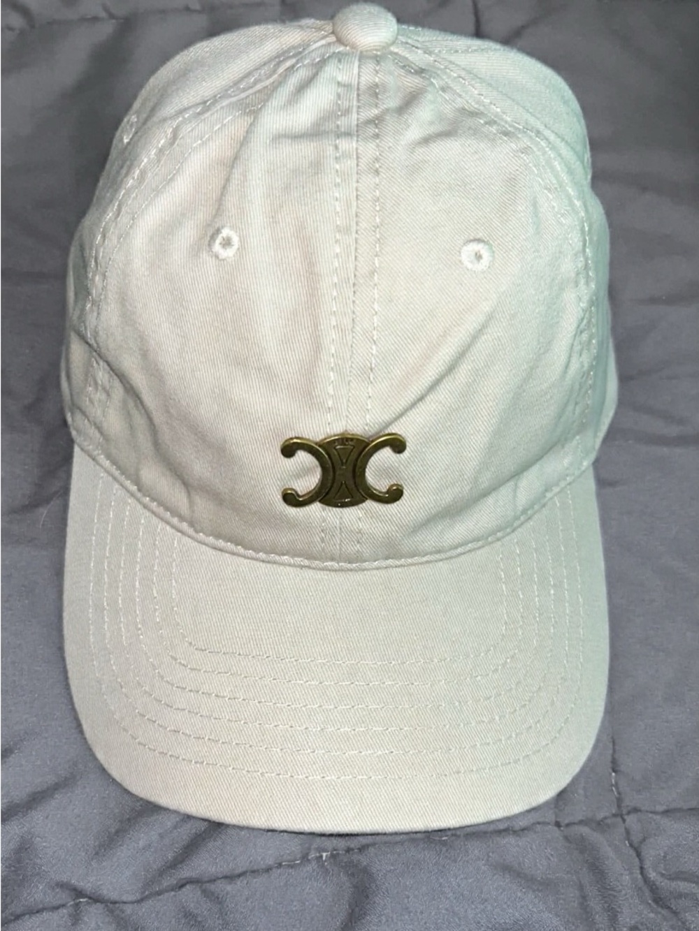 Classic Fashion Nude/Tan Color Cap withEmblem